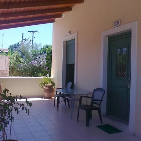 Rodousakis Homes 度假居 Dhrámia